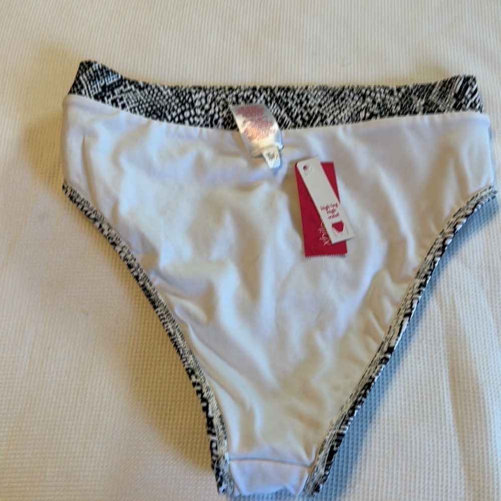 Snake Print High Waisted Bikini Bottoms Size M (4-6) Black White - Picture 10 of 10